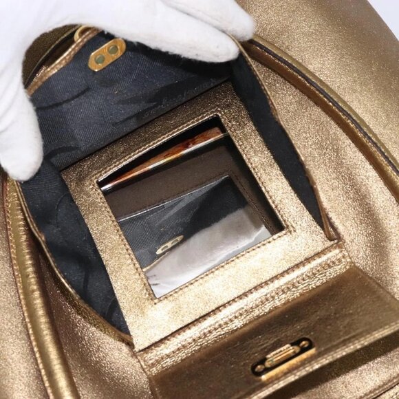 Salvatore Ferragamo Gancini Tote Bag Leather Gold Auth - Picture 13 of 16